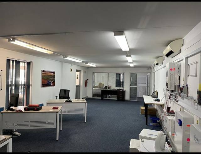 INDUSTRIAL FOR SALE IN MILNERTON CENTRAL
